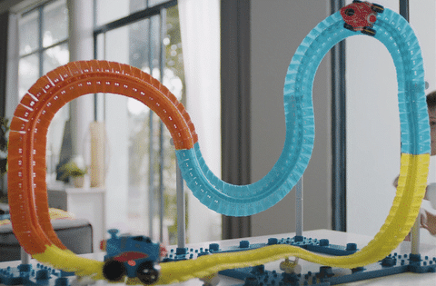 CarTrack – A car, loopings, and zero gravity!